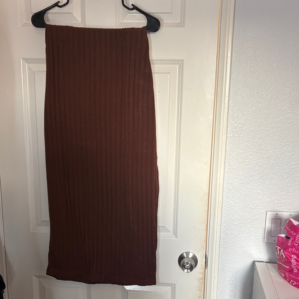 Brown Ribbed Long Sleeve Top - Picture 3 of 3